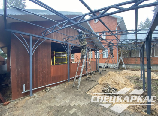 Навес из поликарбоната к дому для террасы №68 - фото 1634