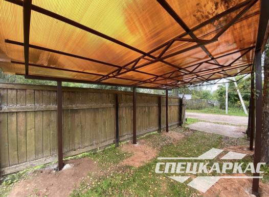 Прямой односкатный навес из поликарбоната для машины №97 - фото 1929