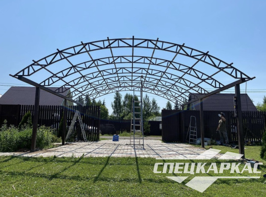 Усиленный металлический навес из поликарбоната для автомобилей №19 - фото 1148